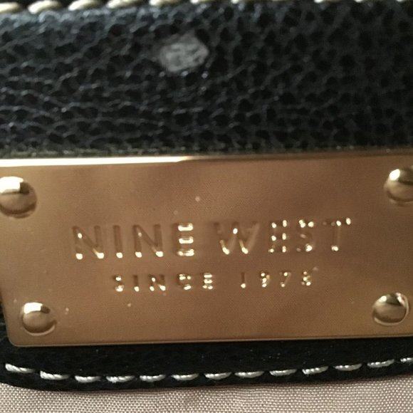 NINE West Clutch - Picture 5 of 10